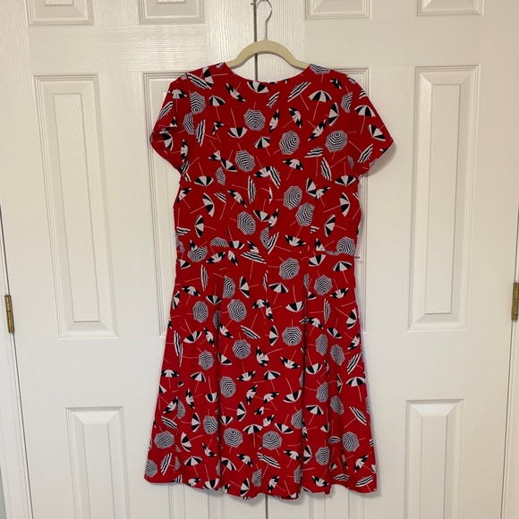 Talbots 14P Red Beach Umbrella Print V Neck Short Sleeve Fit Flare Midi Dress - Picture 4 of 9